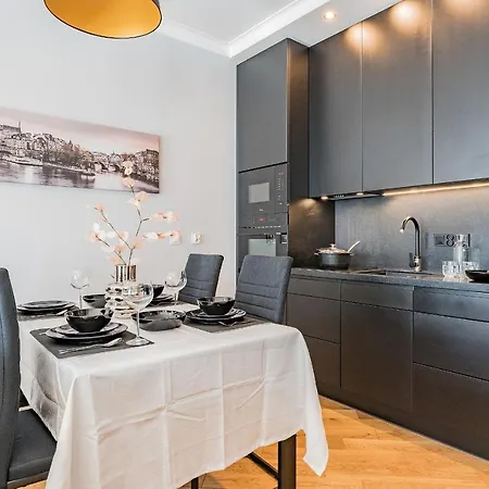 Glow Apartments, Zaspa, Dywizjonu 303 Gdansk